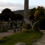 Cmentarz i Okrągła Wieża Glendalough